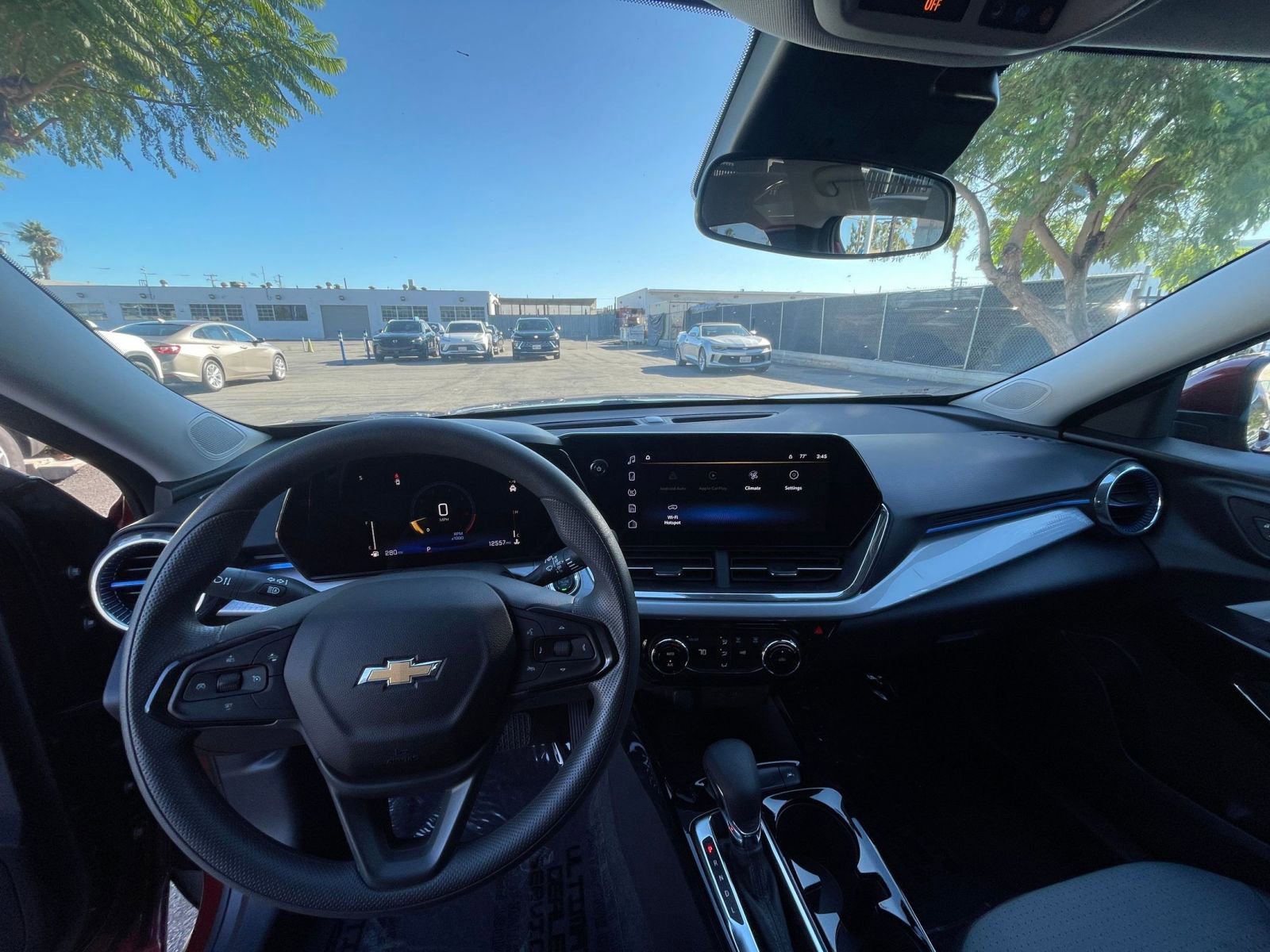 Thumbnail: 2025 Chevrolet Trax - 33