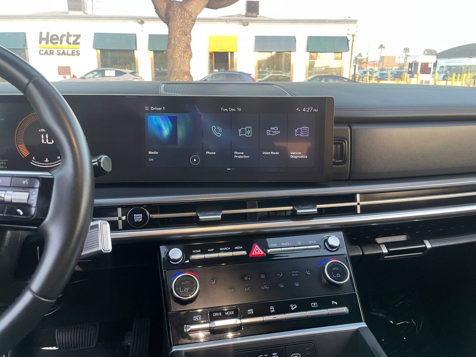 Thumbnail: 2025 Hyundai Santa Fe - 18