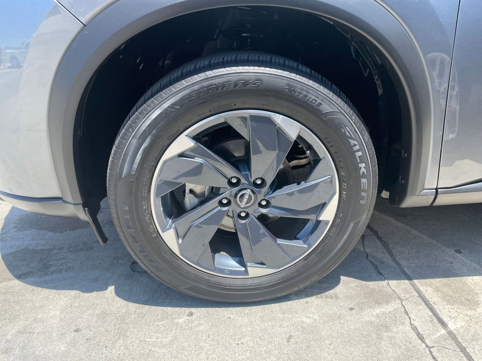 2024 Nissan Rogue SV 30