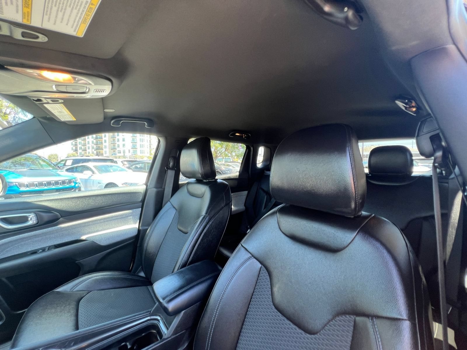 Thumbnail: 2025 Jeep Compass - 32