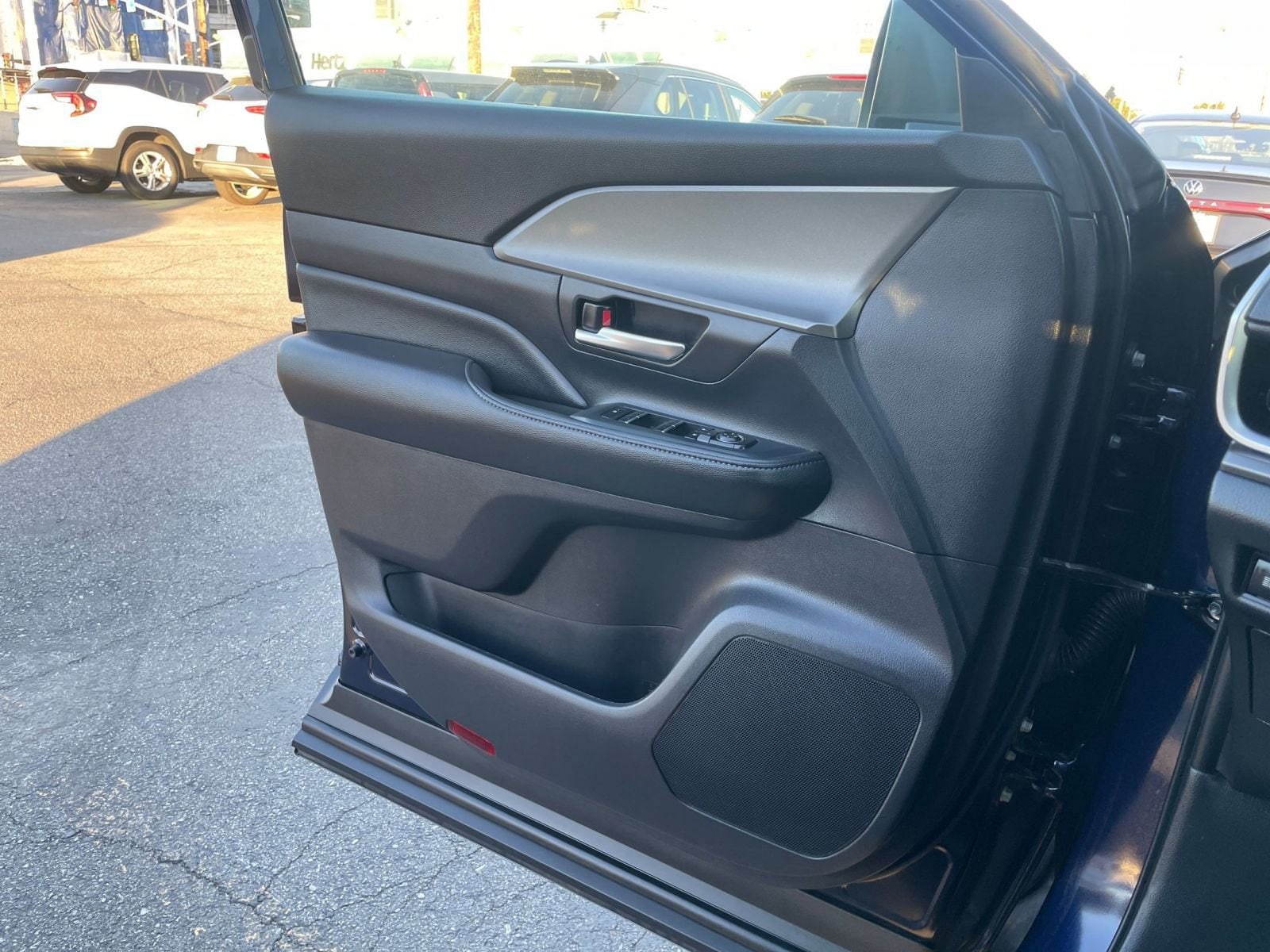 Thumbnail: 2025 Toyota Grand Highlander - 20