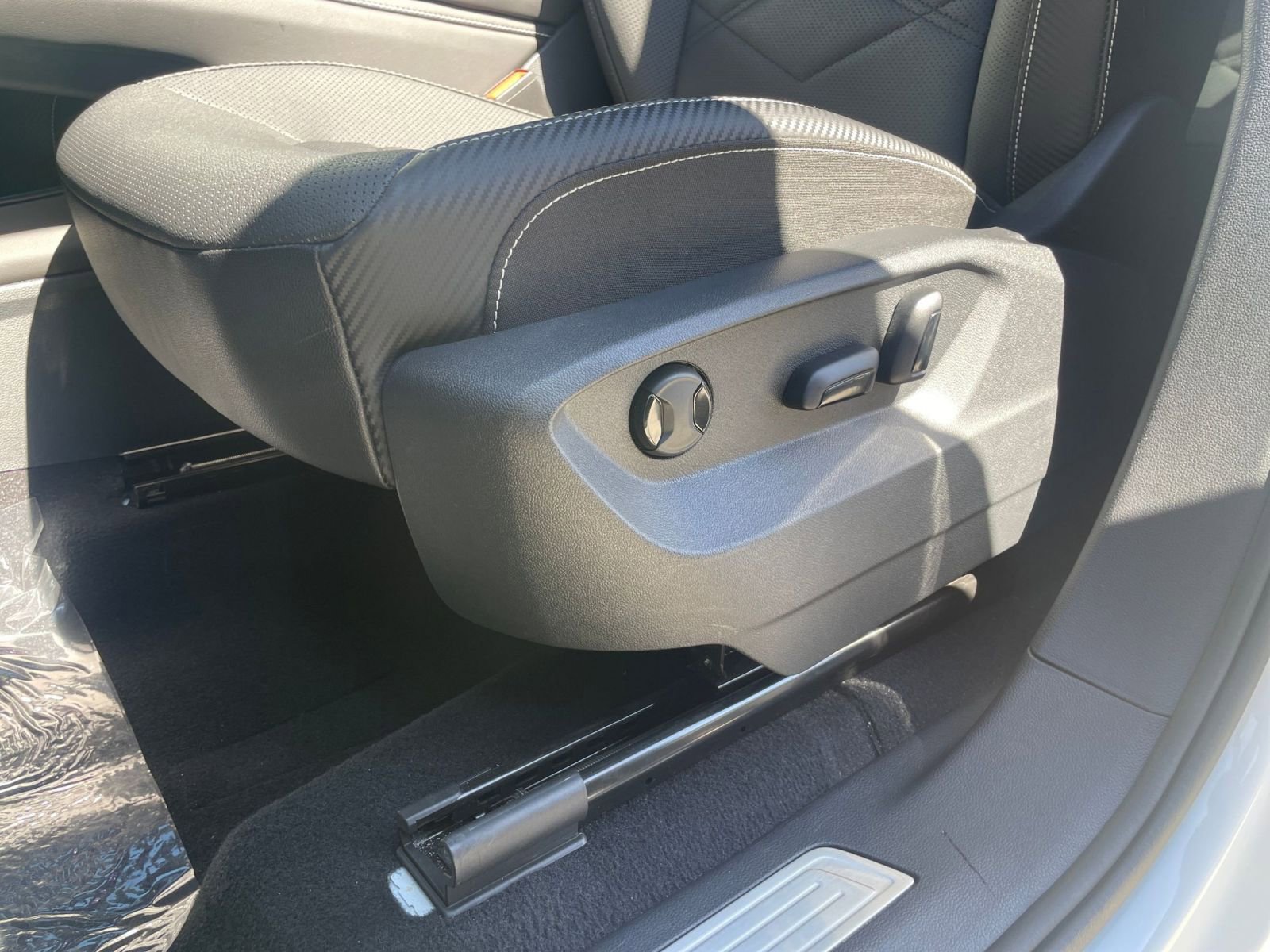 Thumbnail: 2025 Volkswagen Atlas - 23