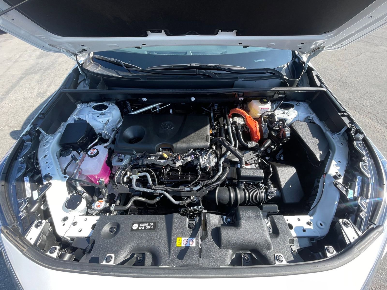 Thumbnail: 2025 Toyota RAV4 - 32