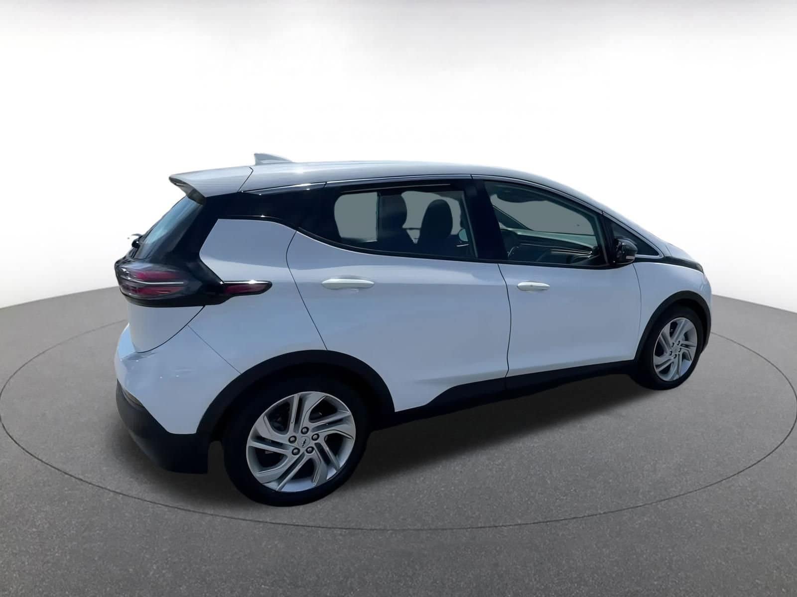 Thumbnail: 2023 Chevrolet Bolt EV - 15