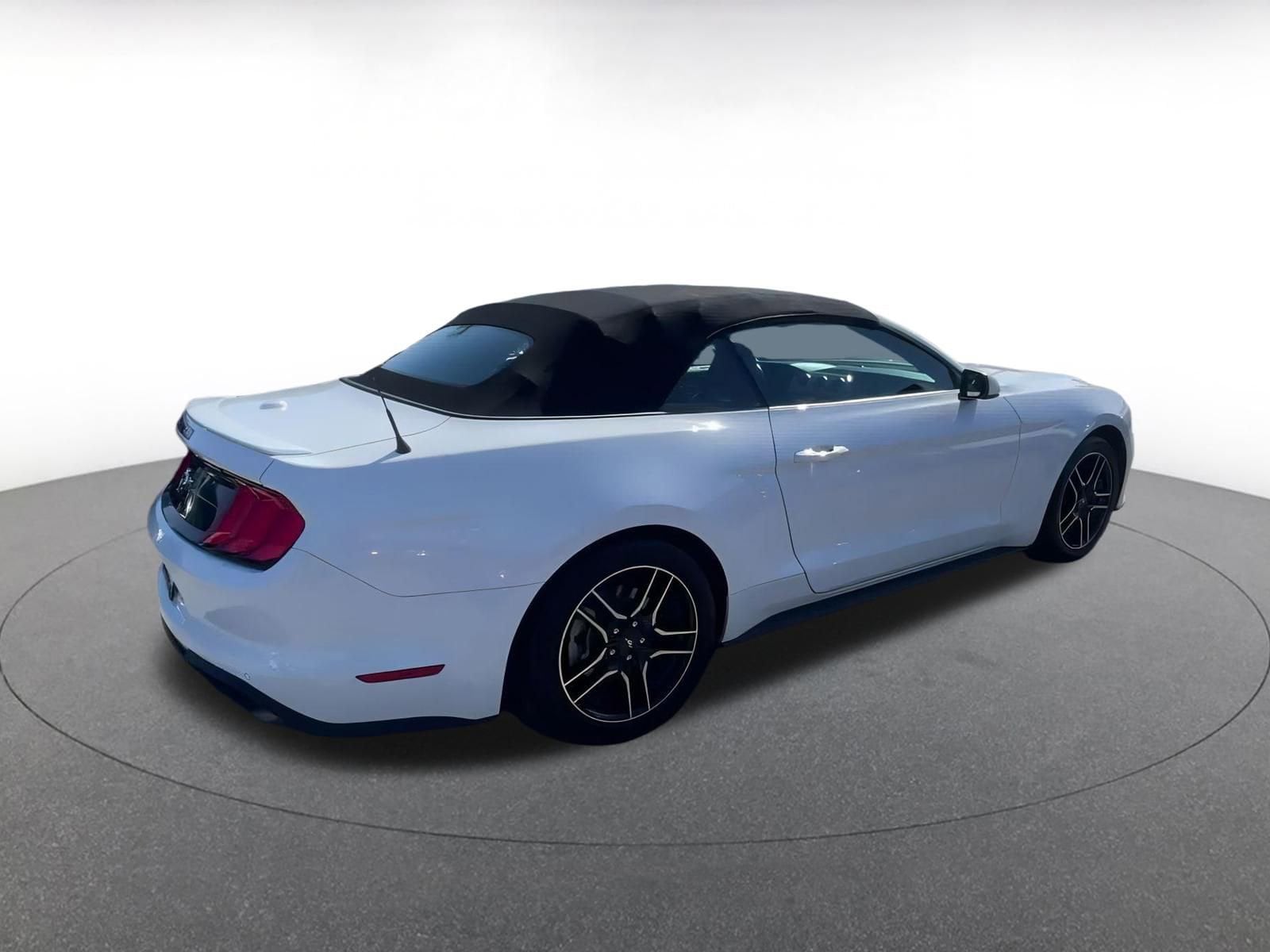 Thumbnail: 2023 Ford Mustang - 15