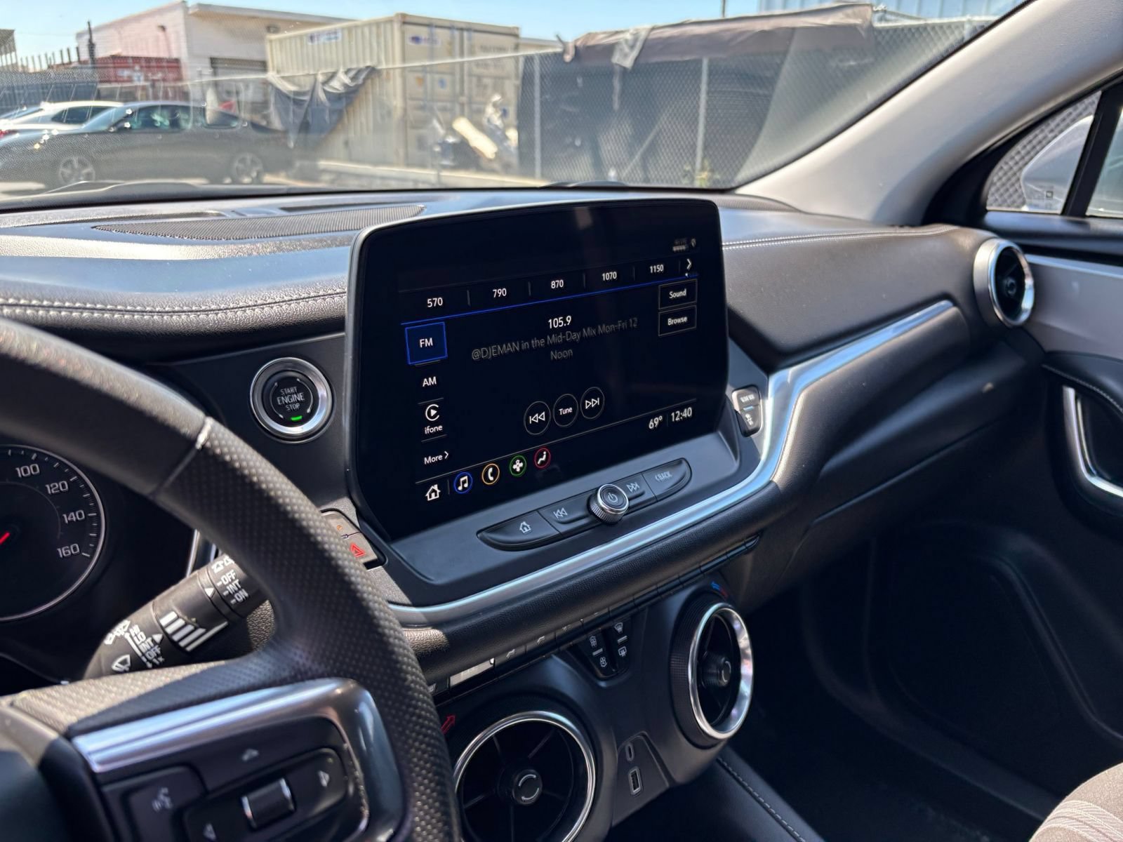 Thumbnail: 2025 Chevrolet Blazer - 16