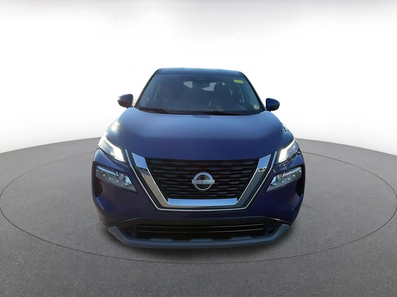 Thumbnail: 2023 Nissan Rogue - 4