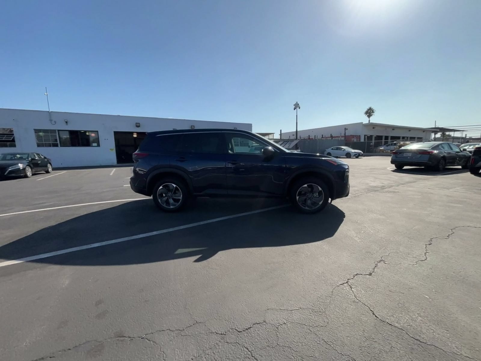 Thumbnail: 2025 Nissan Rogue - 15