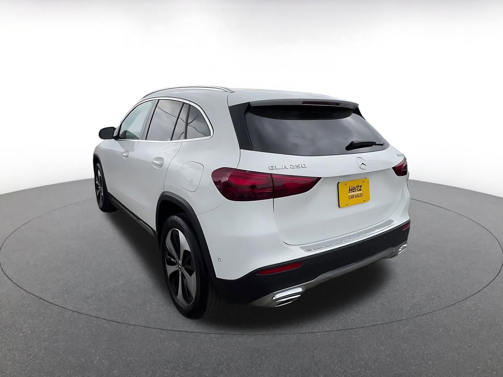 Thumbnail: 2025 Mercedes-Benz GLA - 11