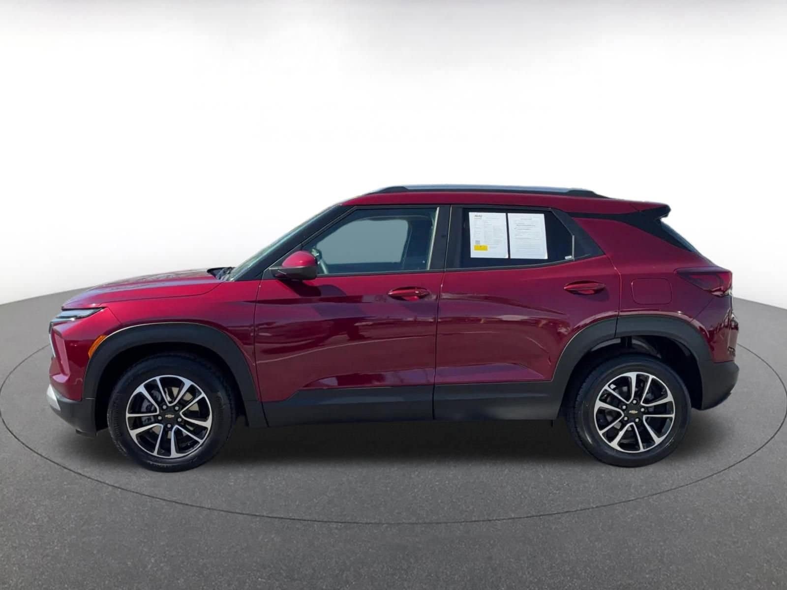 Thumbnail: 2025 Chevrolet TrailBlazer - 9
