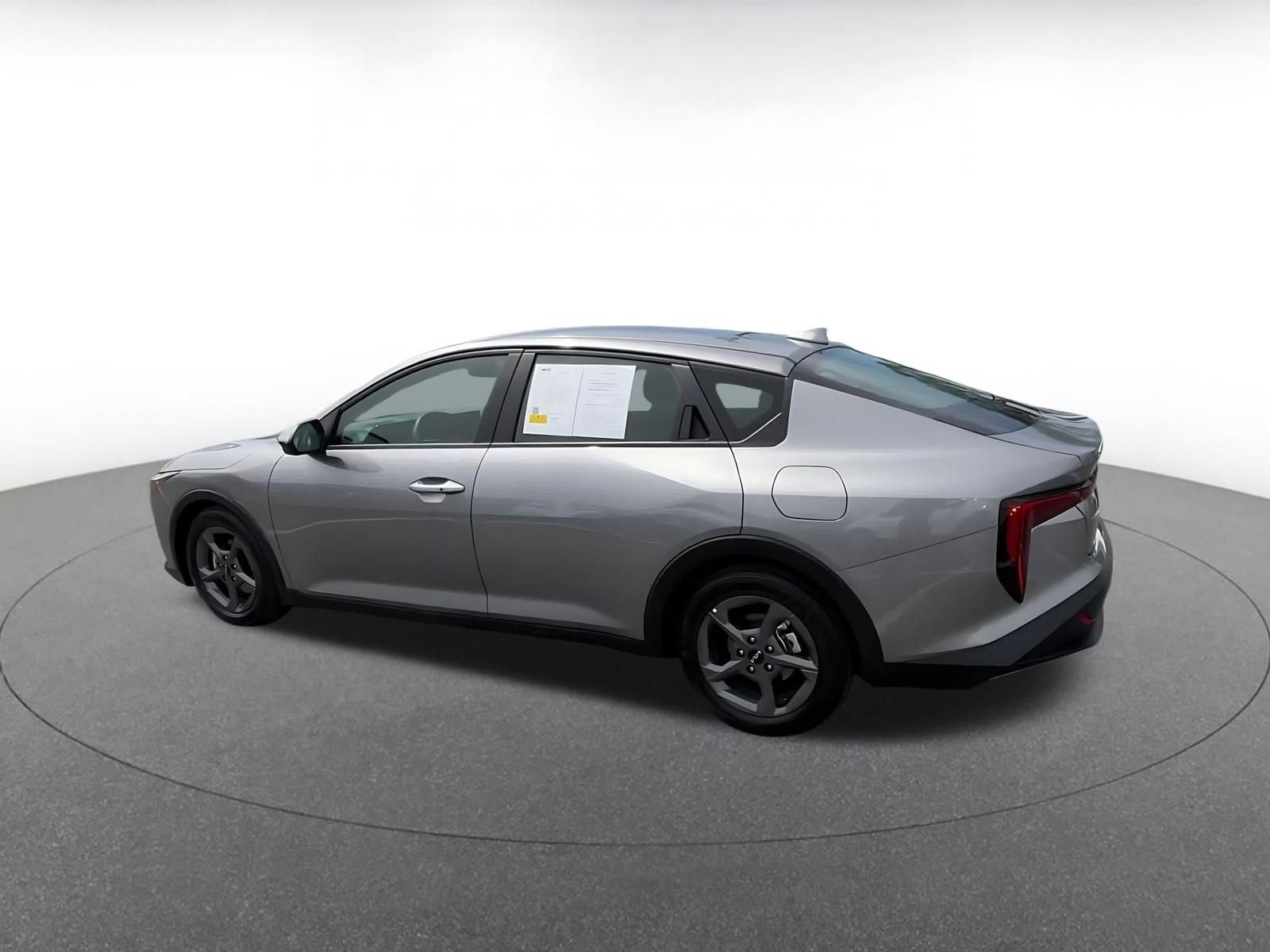 Thumbnail: 2025 Kia K4 - 10