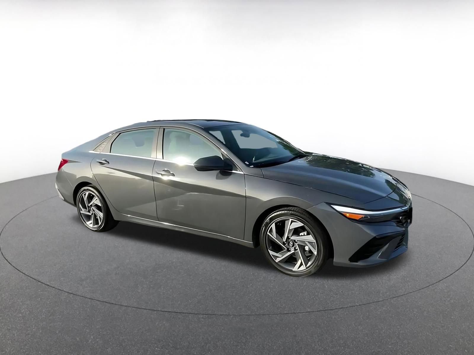 Thumbnail: 2025 Hyundai Elantra - 2