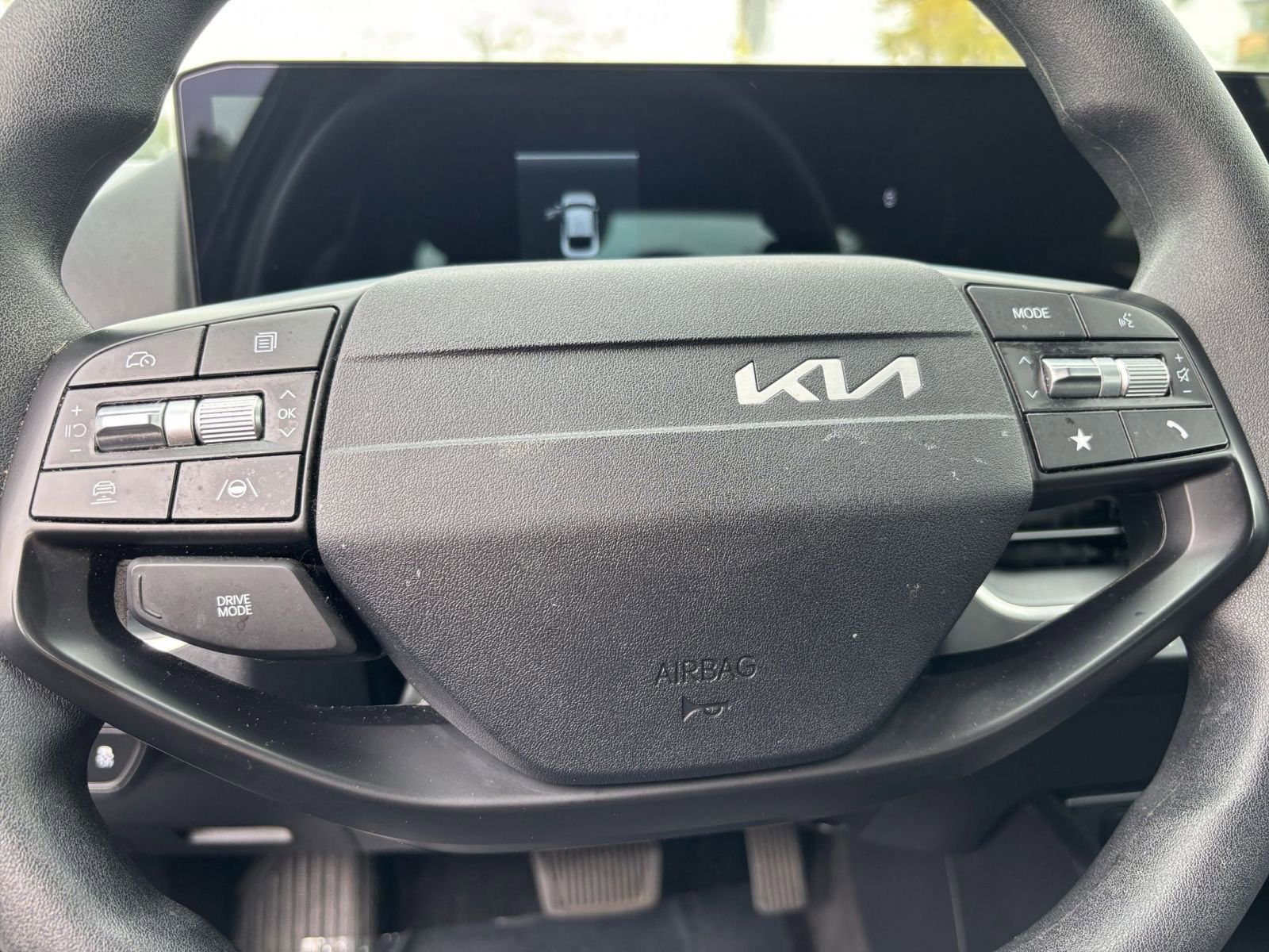 Thumbnail: 2025 Kia K4 - 28