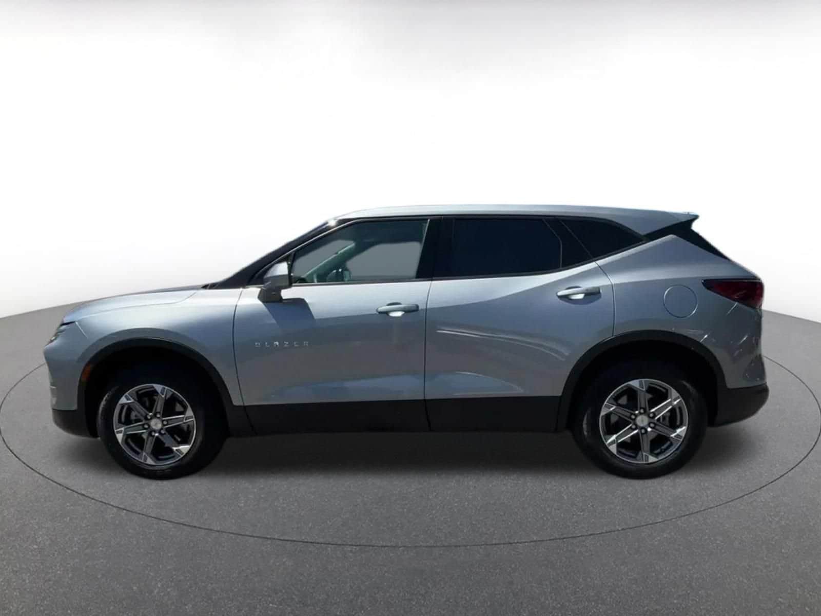 Thumbnail: 2025 Chevrolet Blazer - 8