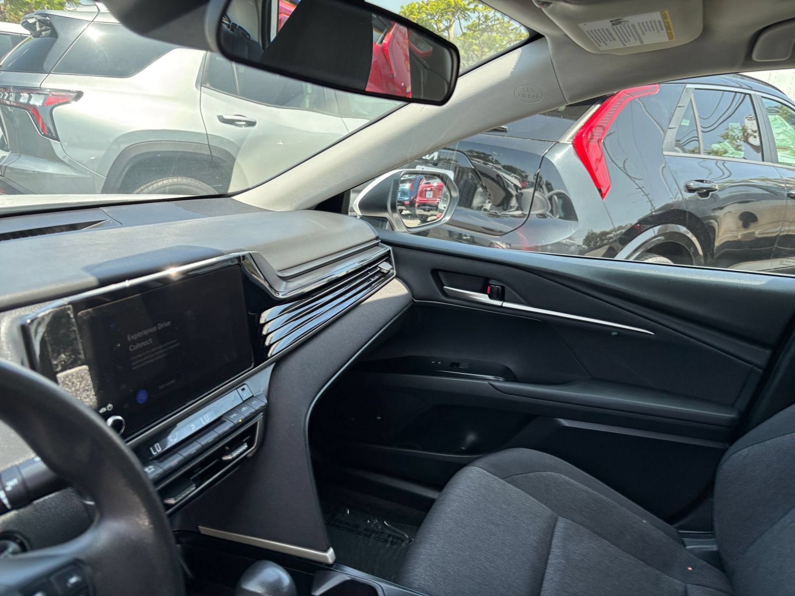 Thumbnail: 2025 Toyota Camry - 34