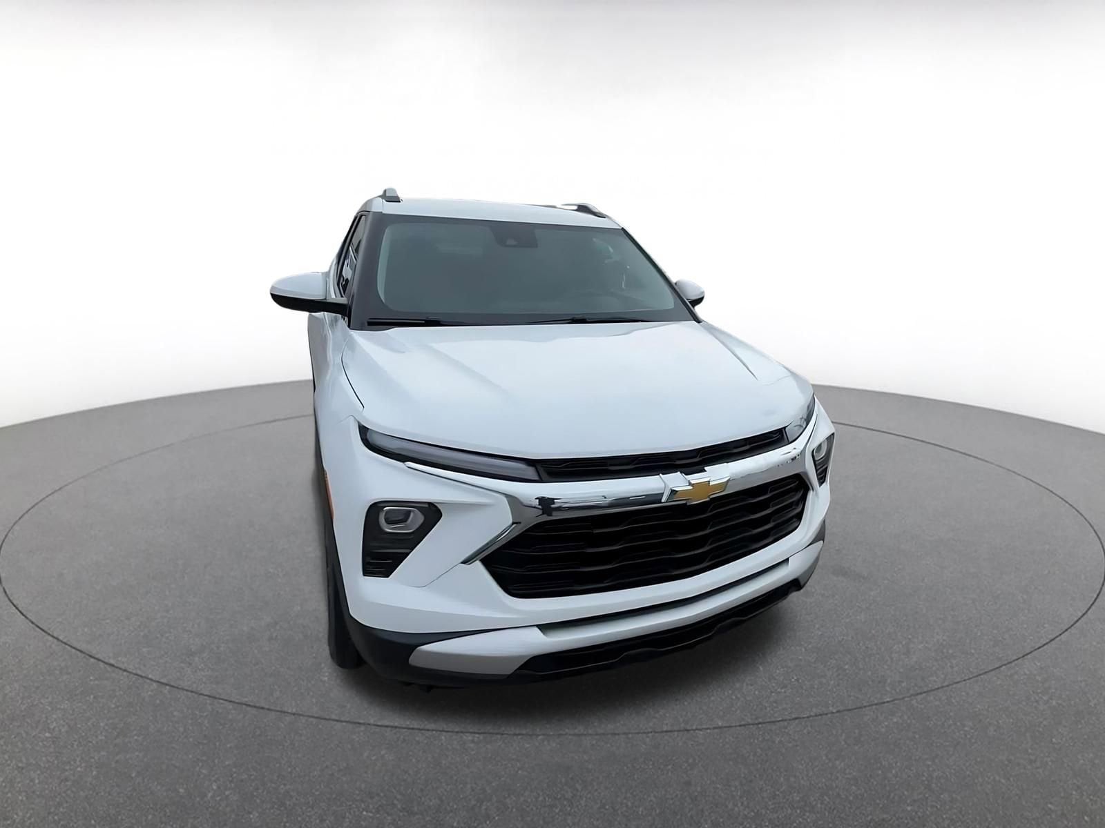 Thumbnail: 2025 Chevrolet TrailBlazer - 3