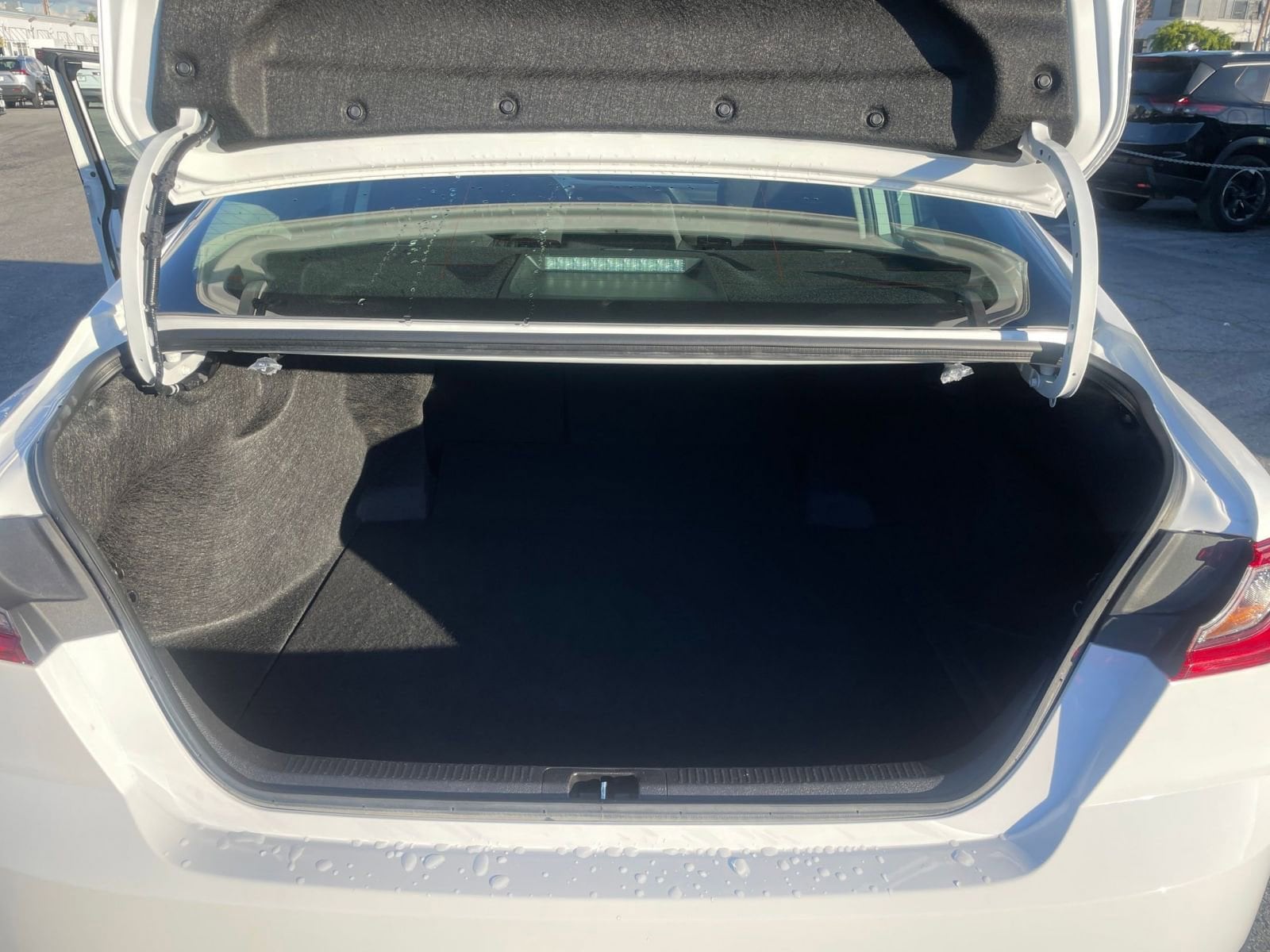 Thumbnail: 2025 Toyota Camry - 31