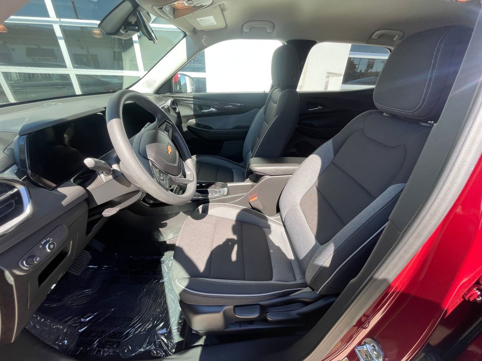 Thumbnail: 2025 Chevrolet TrailBlazer - 27