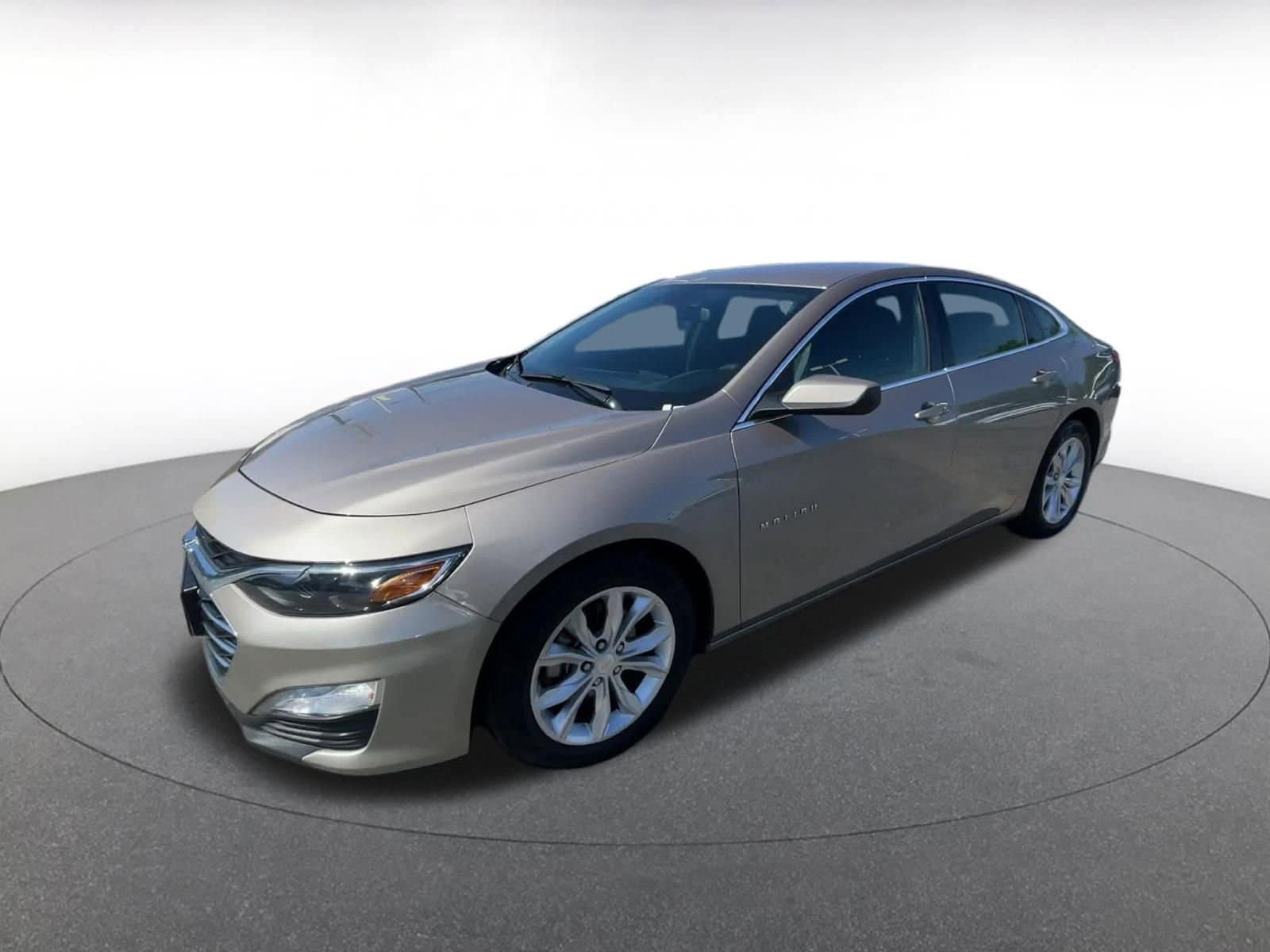 Thumbnail: 2023 Chevrolet Malibu - 8
