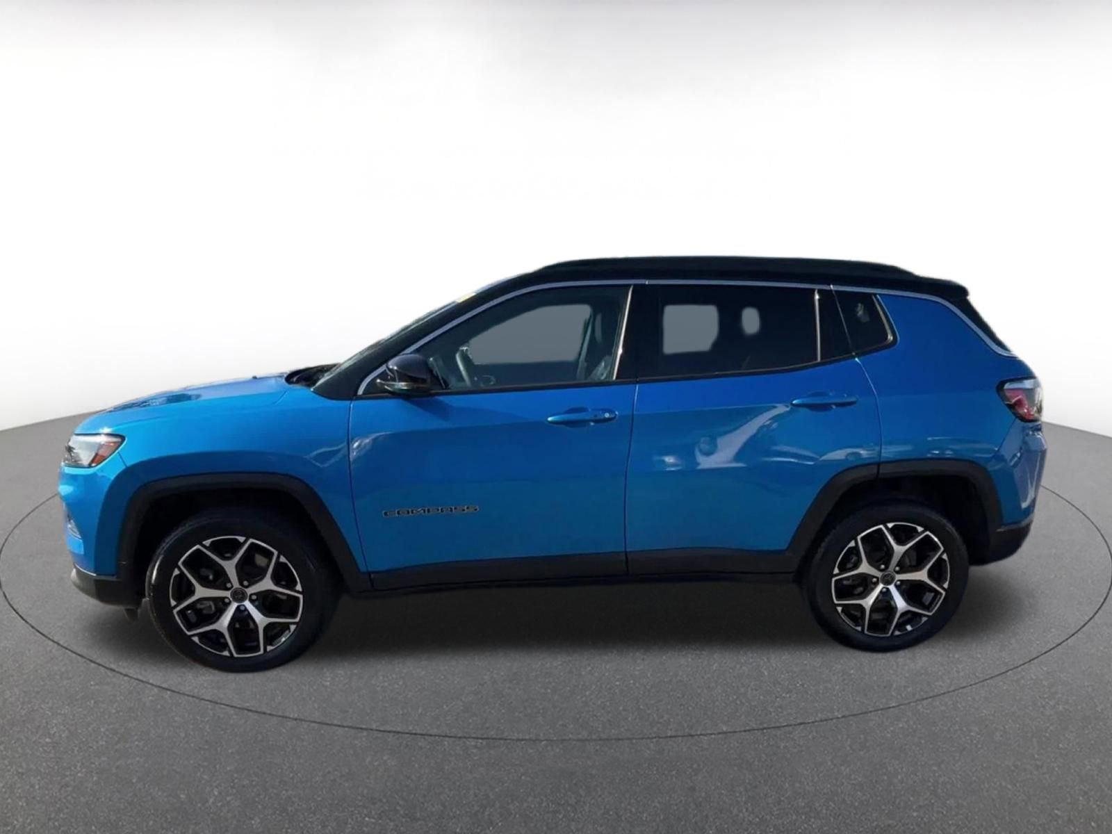 Thumbnail: 2025 Jeep Compass - 9