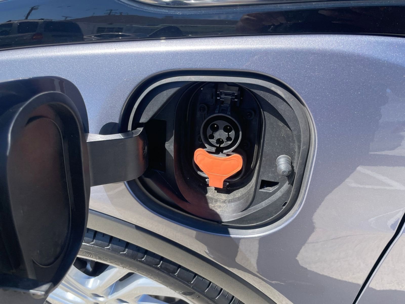 Thumbnail: 2023 Chevrolet Bolt EV - 23