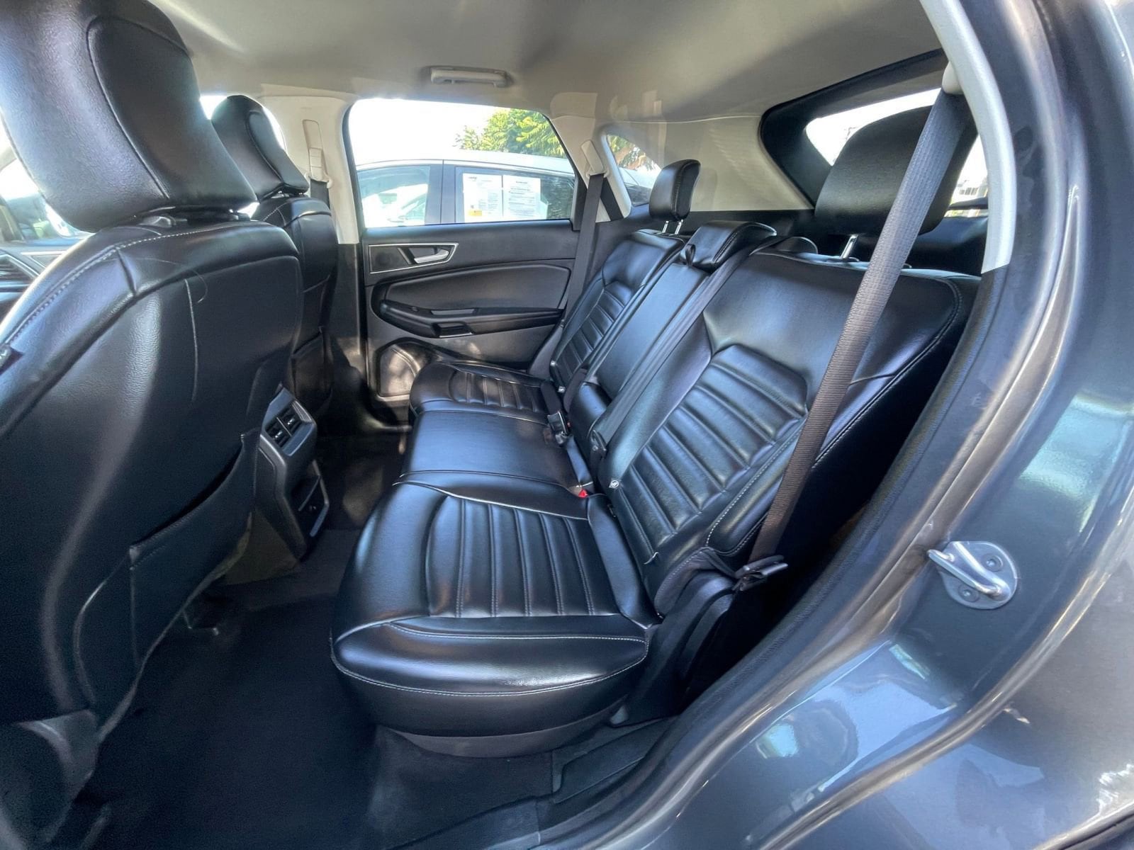 Thumbnail: 2023 Ford Edge - 25