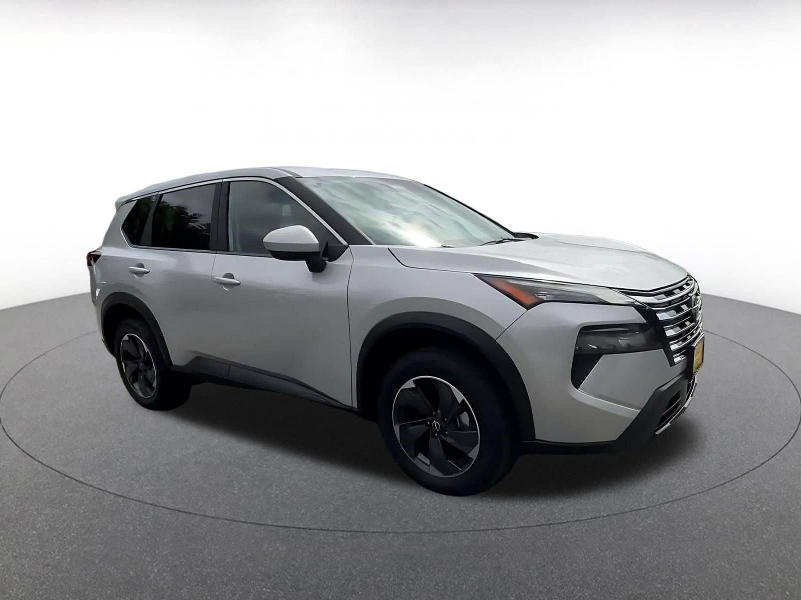 Thumbnail: 2025 Nissan Rogue - 2
