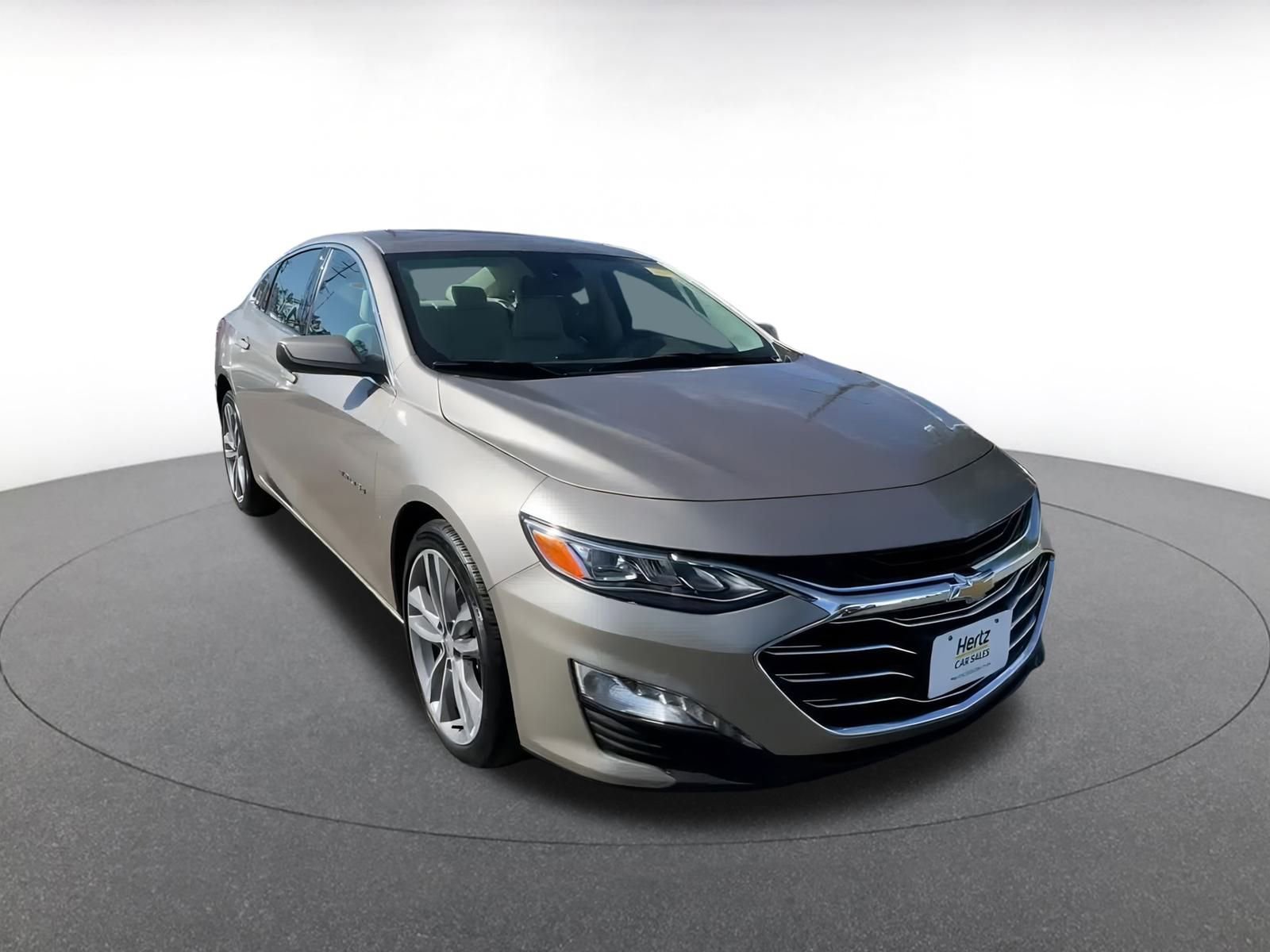 Thumbnail: 2024 Chevrolet Malibu - 3