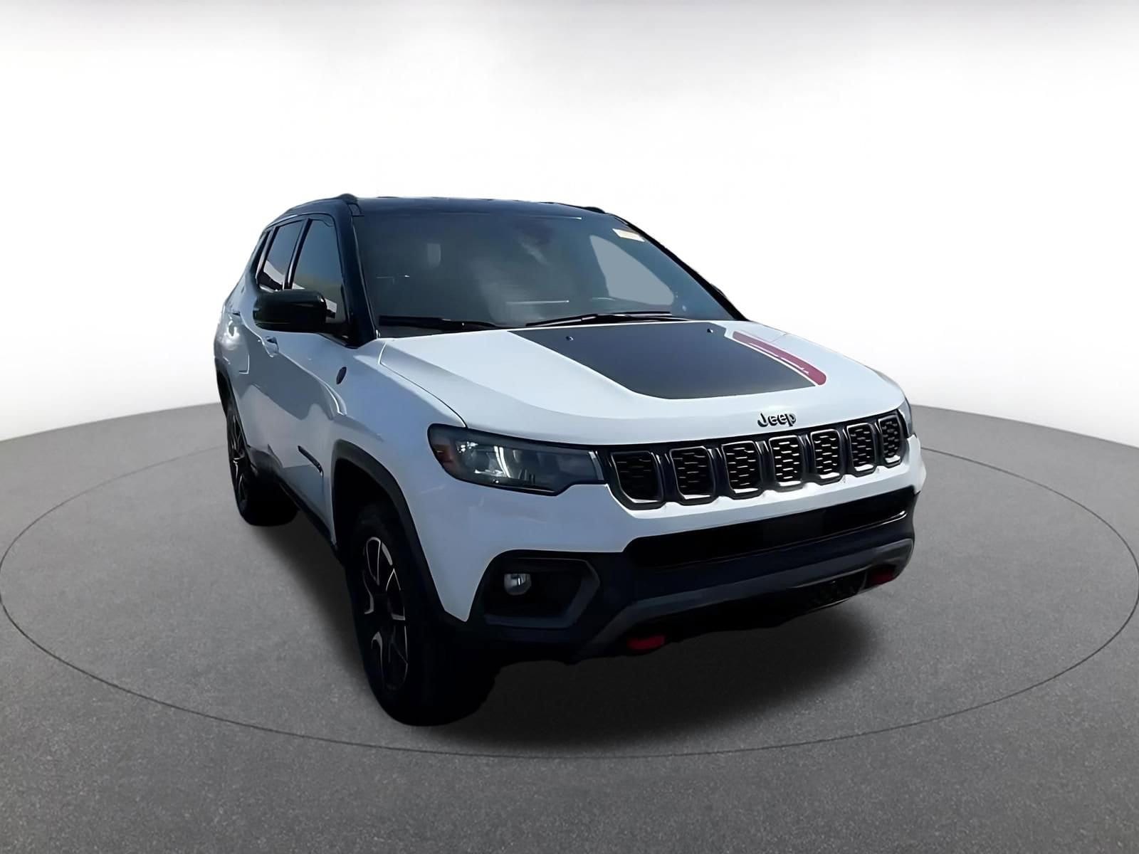 Thumbnail: 2025 Jeep Compass - 3