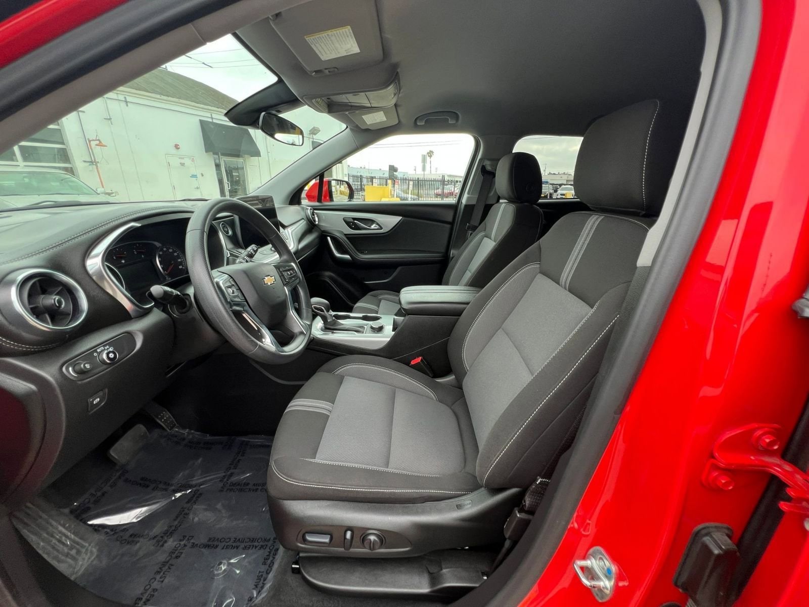 Thumbnail: 2025 Chevrolet Blazer - 30