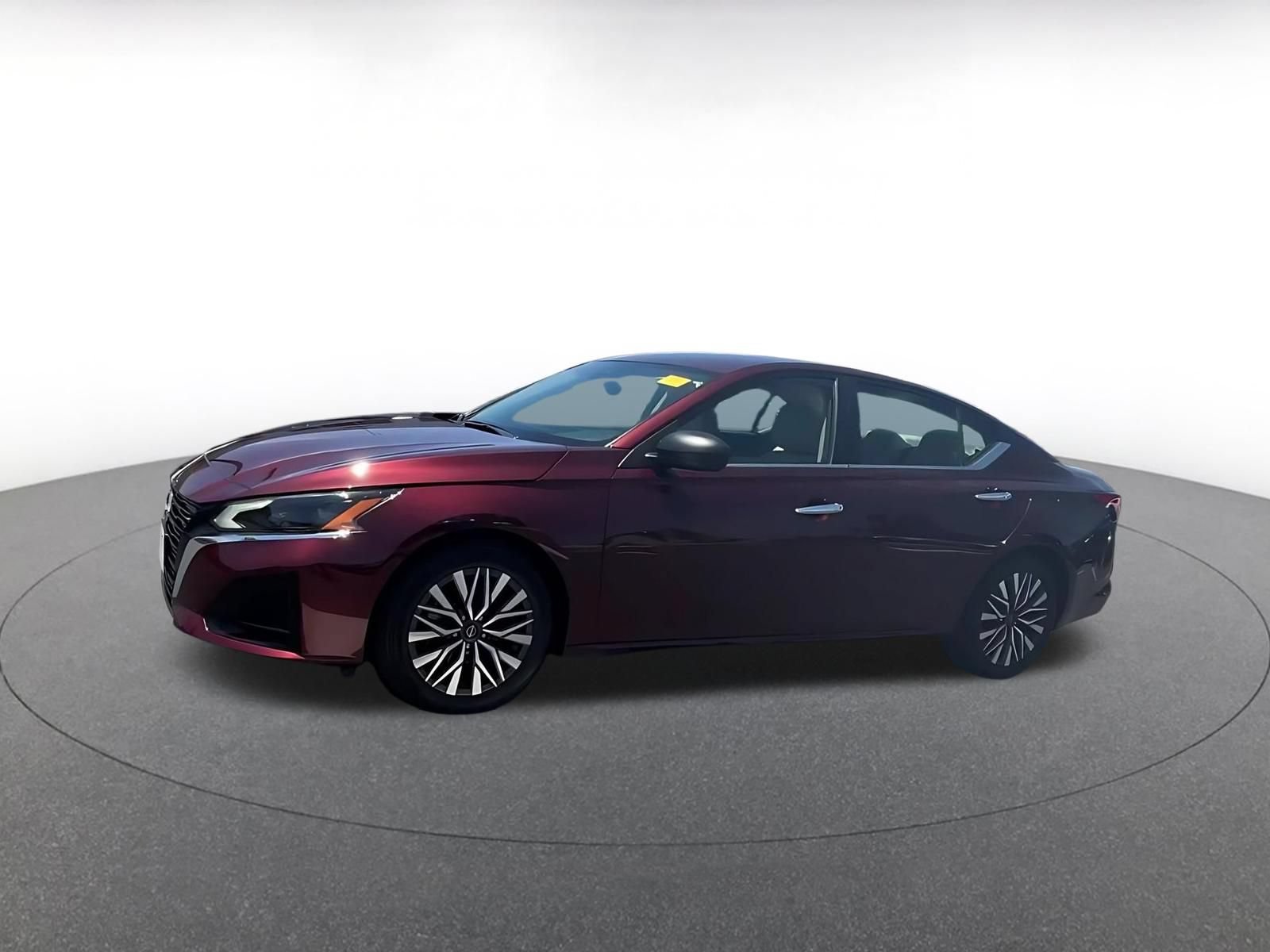 Thumbnail: 2025 Nissan Altima - 8