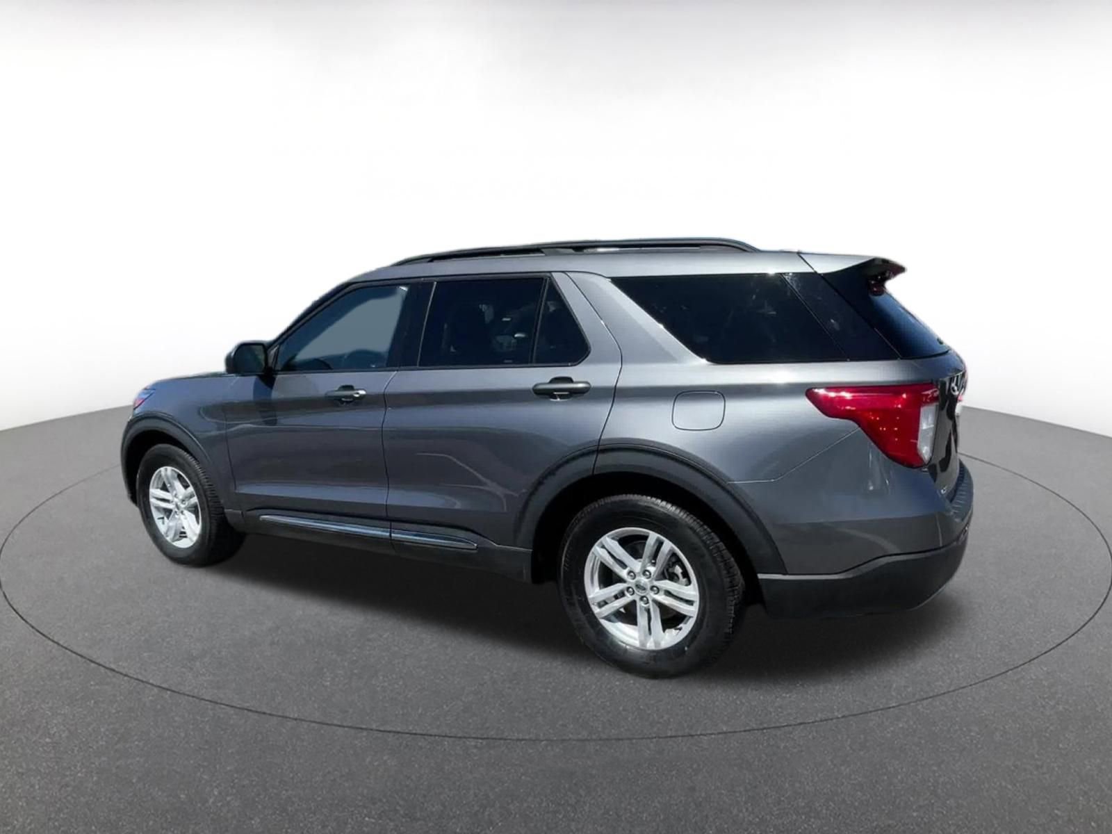 Thumbnail: 2024 Ford Explorer - 10