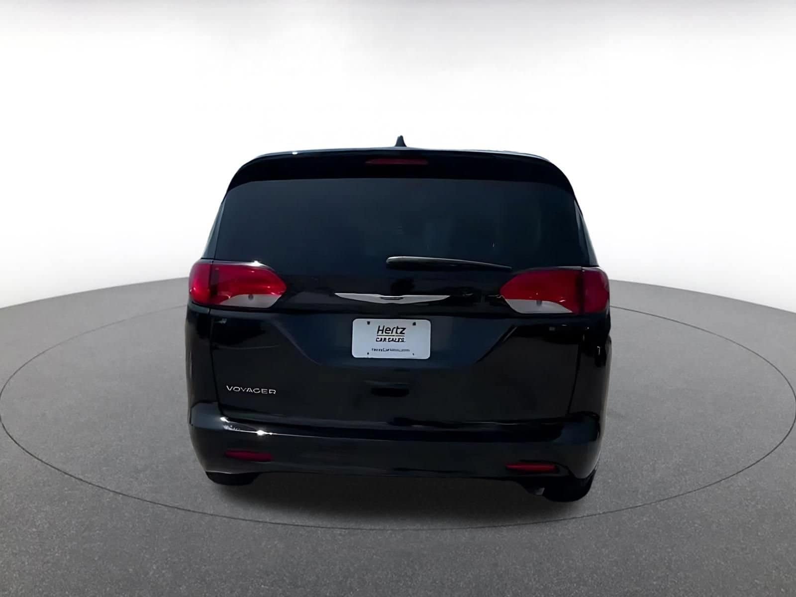 Thumbnail: 2024 Chrysler Voyager - 10