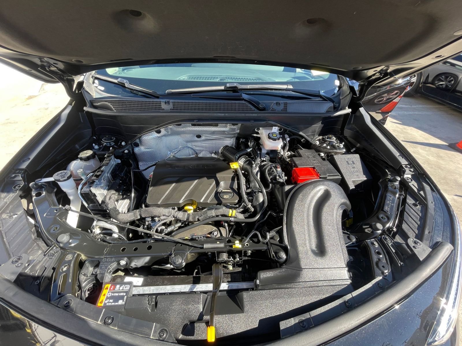 Thumbnail: 2025 Buick Encore GX - 32