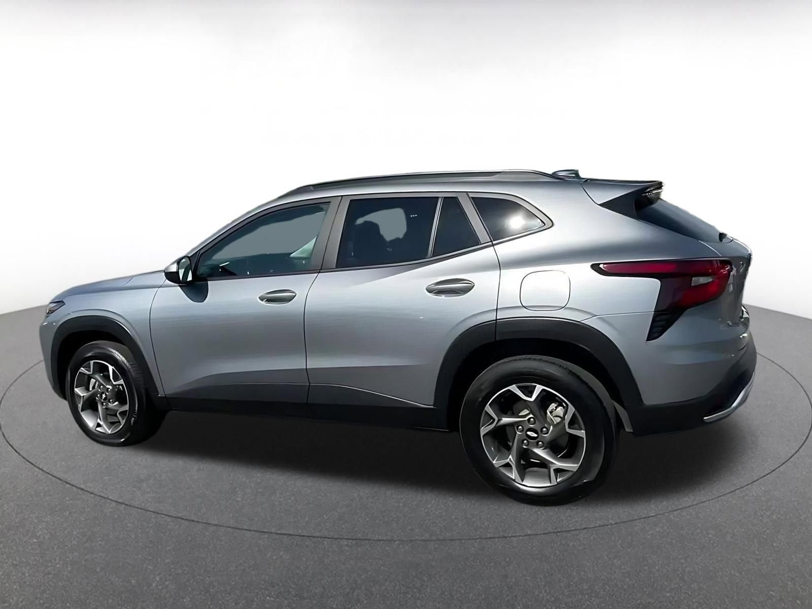 Thumbnail: 2025 Chevrolet Trax - 10