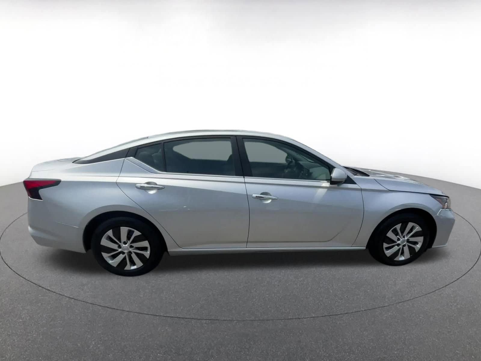 Thumbnail: 2023 Nissan Altima - 16