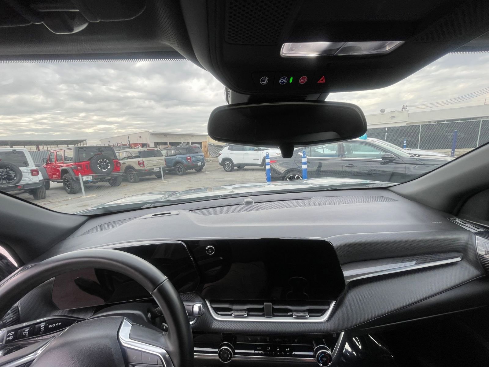 Thumbnail: 2025 Chevrolet Equinox - 33