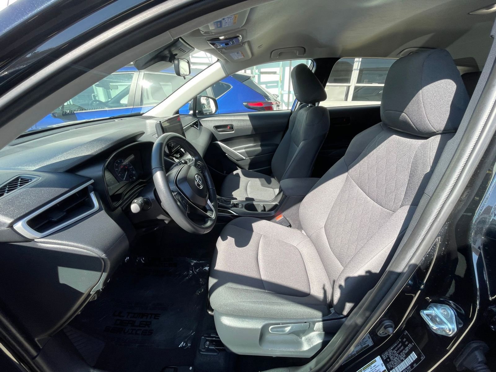 Thumbnail: 2025 Toyota Corolla Cross - 27