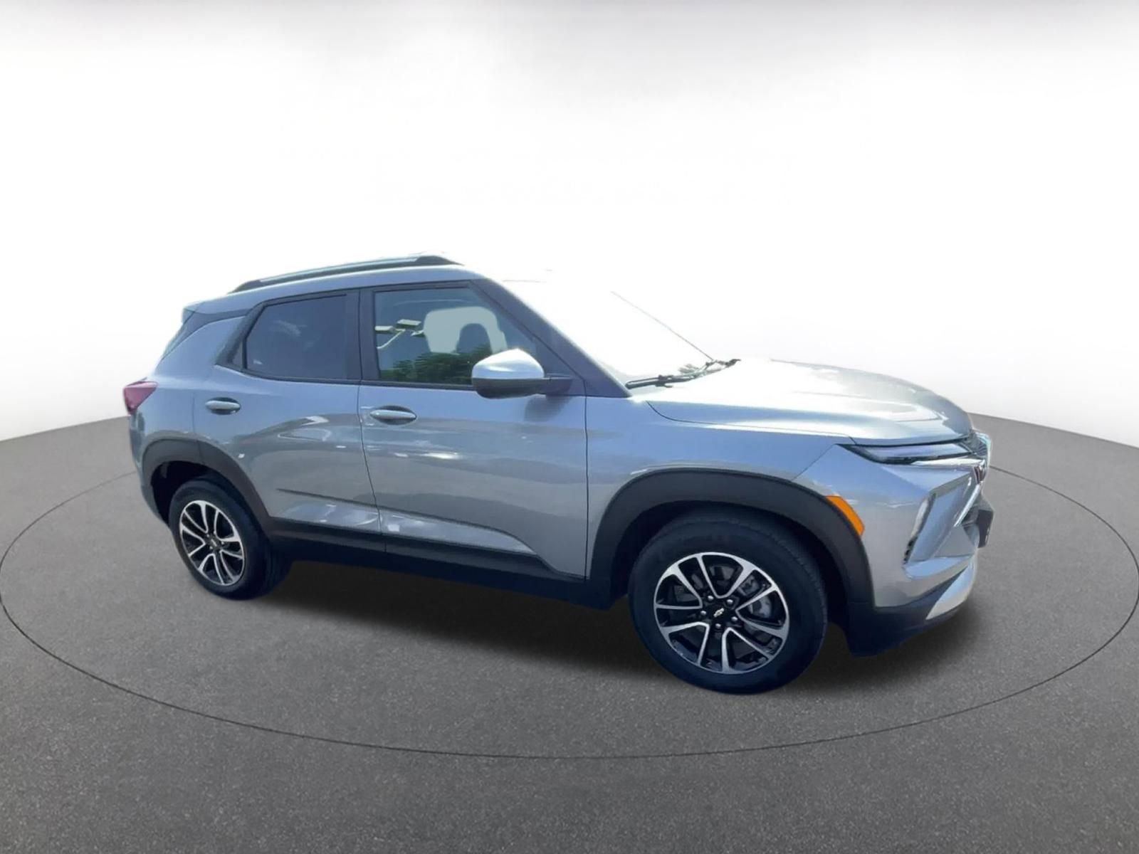 Thumbnail: 2025 Chevrolet TrailBlazer - 2