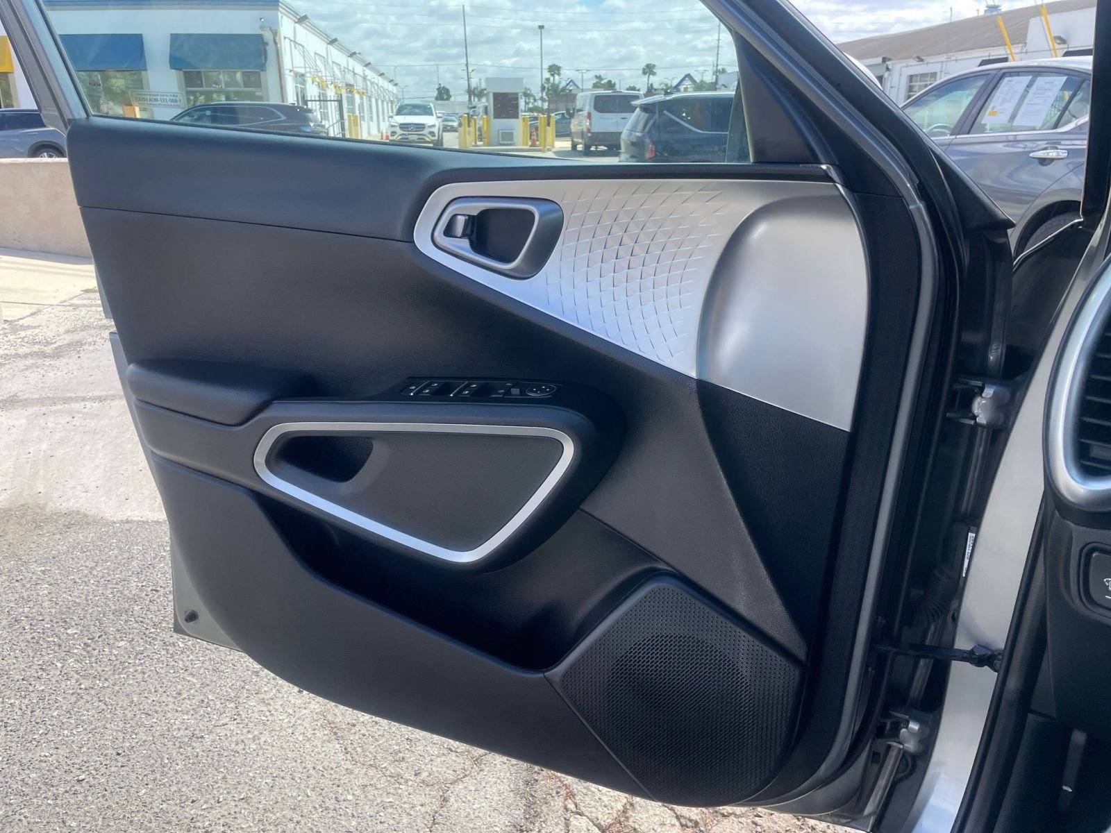 Thumbnail: 2025 Kia Soul - 18