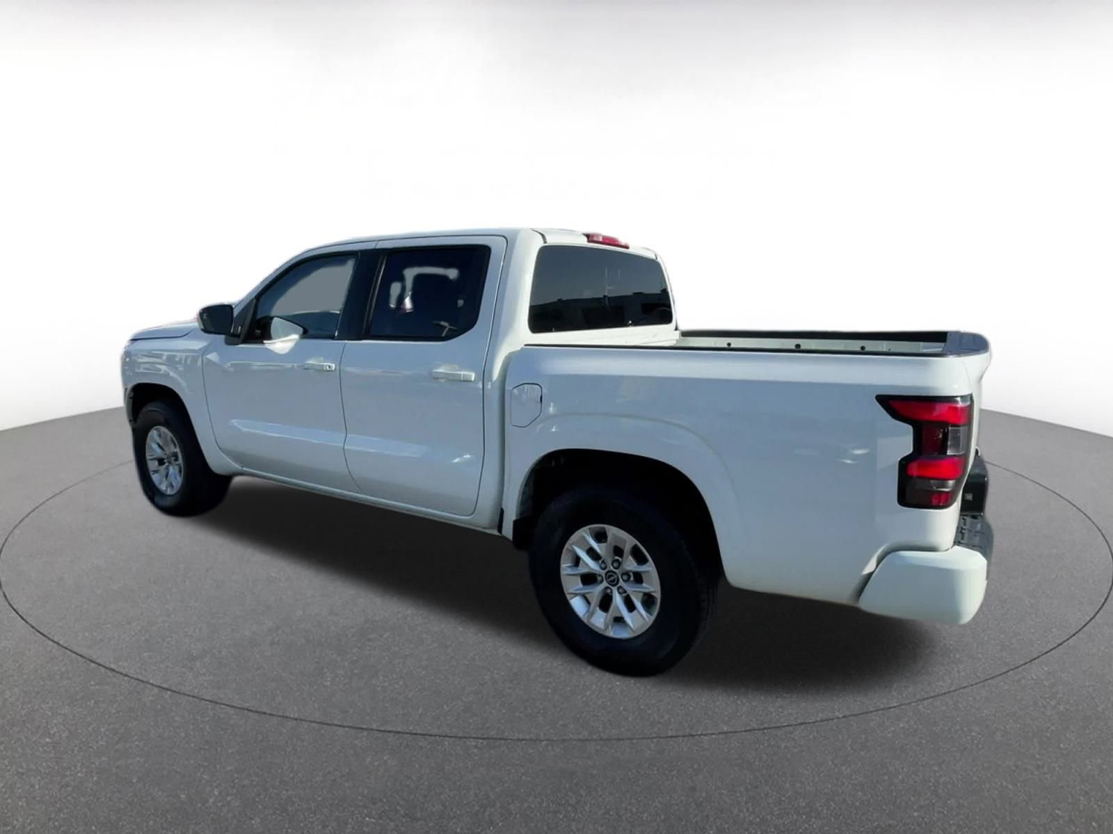 Thumbnail: 2024 Nissan Frontier - 10