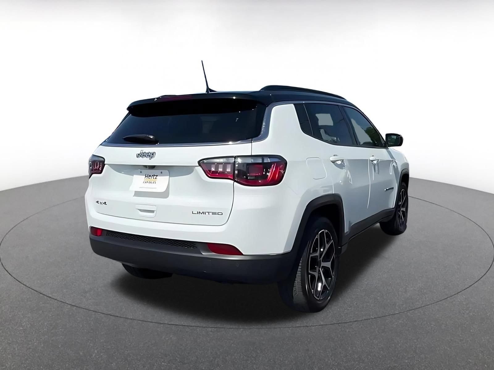Thumbnail: 2025 Jeep Compass - 15