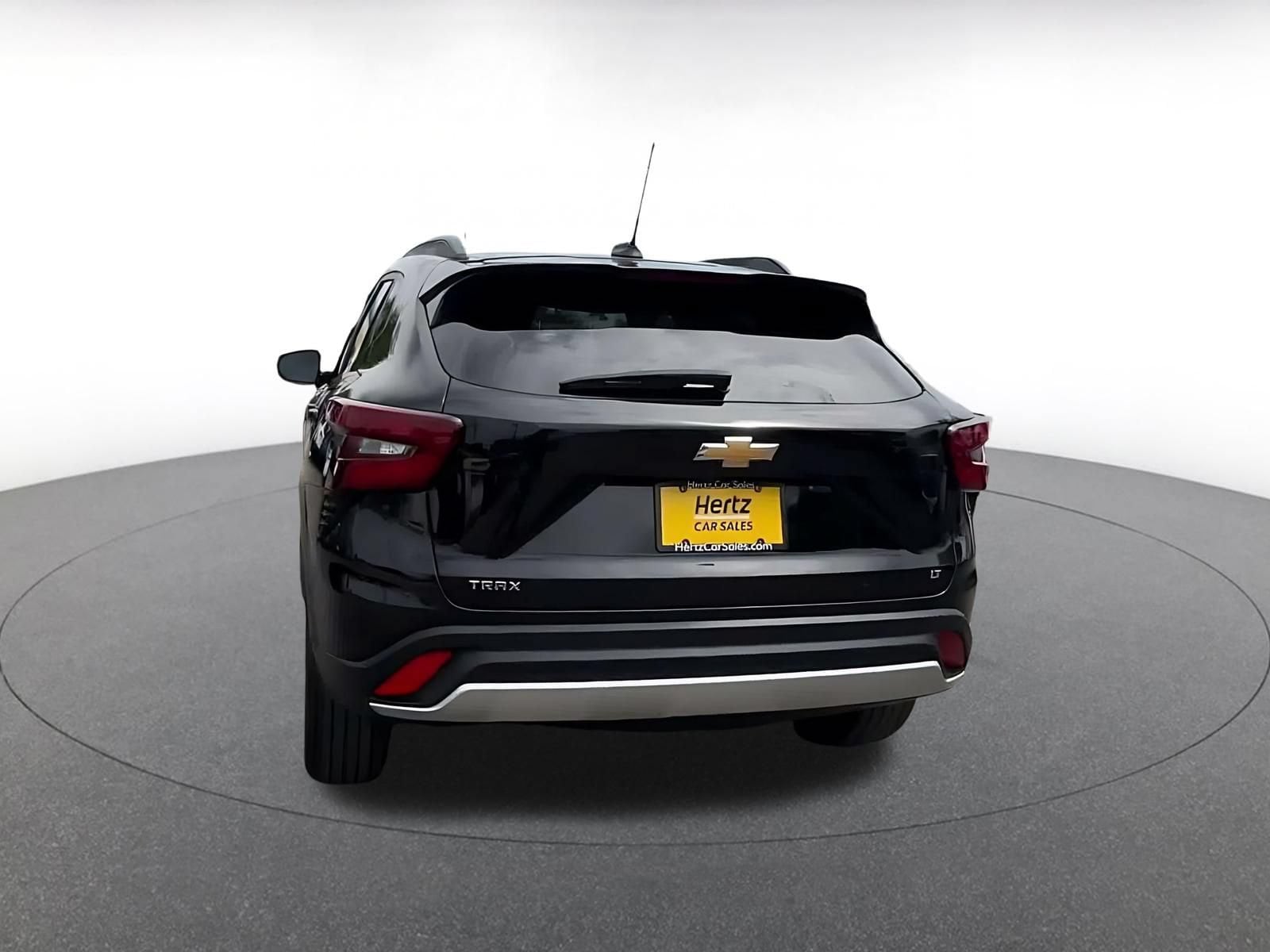 Thumbnail: 2025 Chevrolet Trax - 10
