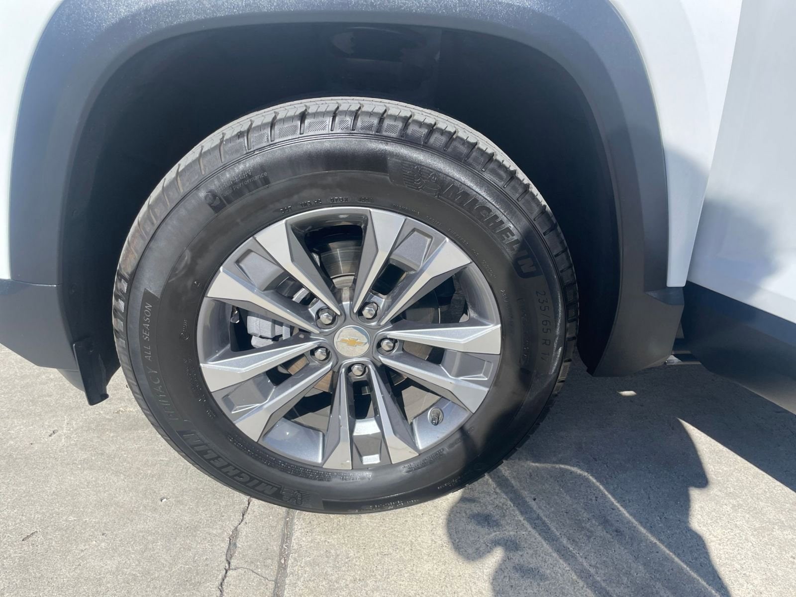 Thumbnail: 2025 Chevrolet Equinox - 30