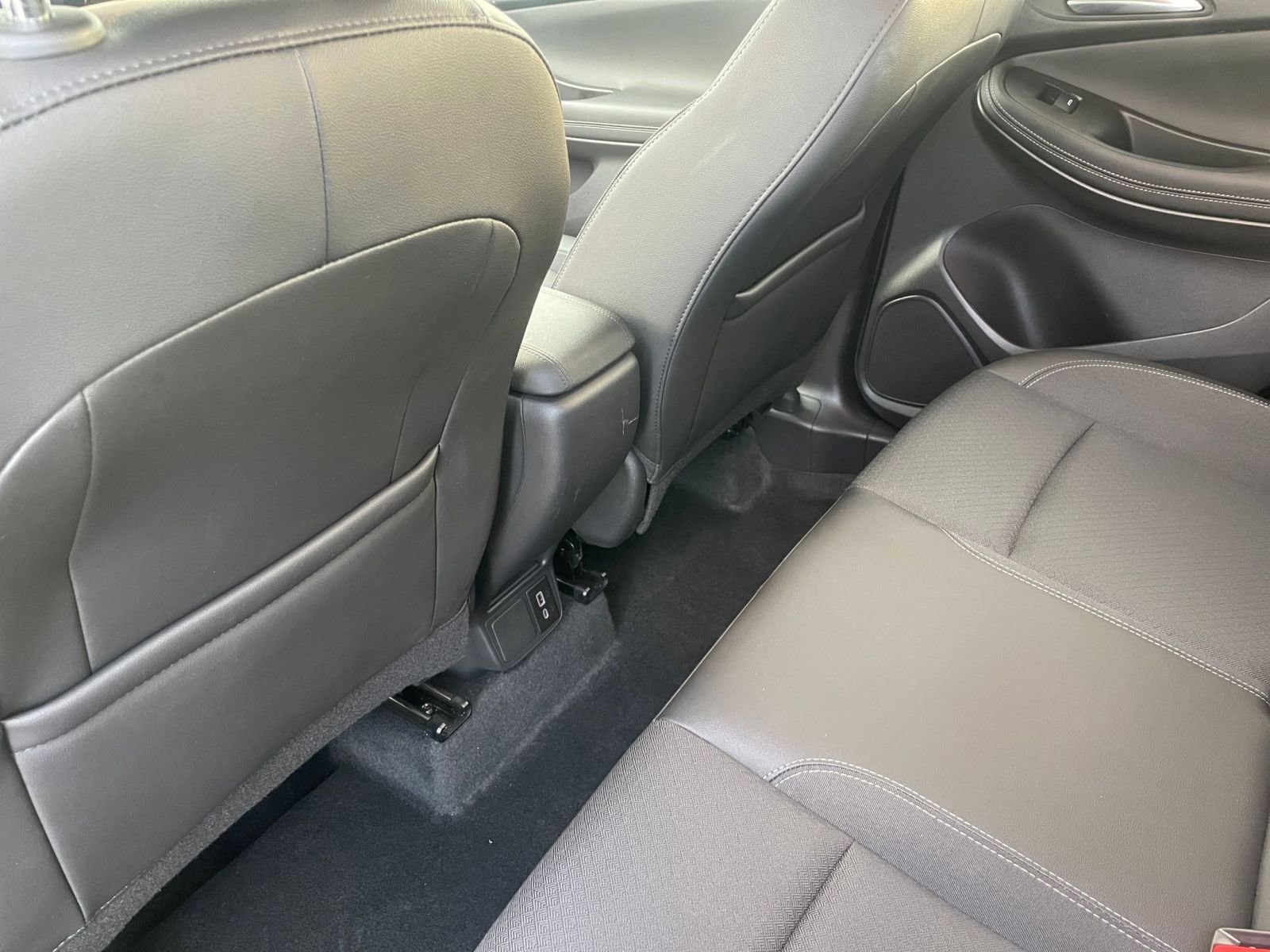 Thumbnail: 2025 Buick Encore GX - 24