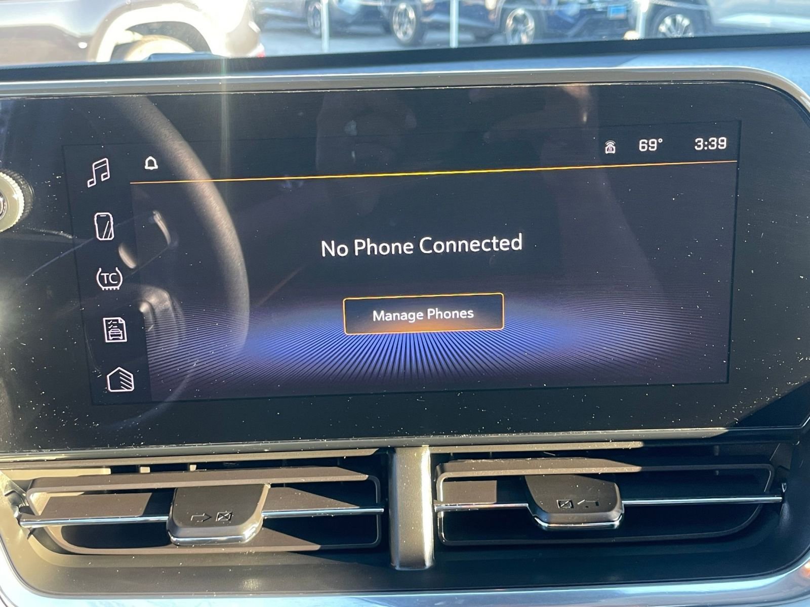 Thumbnail: 2025 Chevrolet Trax - 21