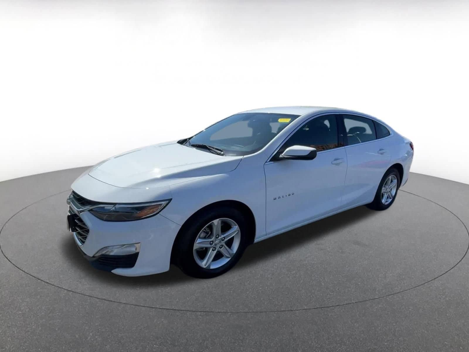 Thumbnail: 2023 Chevrolet Malibu - 8