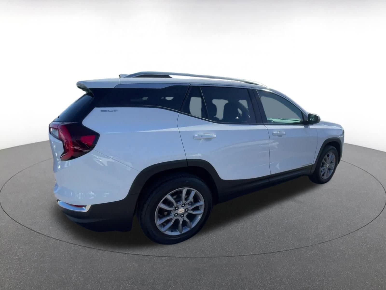 Thumbnail: 2024 GMC Terrain - 15