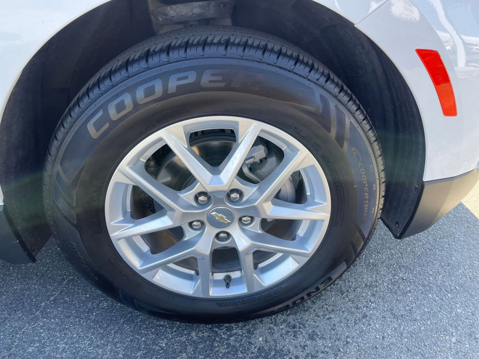 Thumbnail: 2024 Chevrolet Equinox - 30