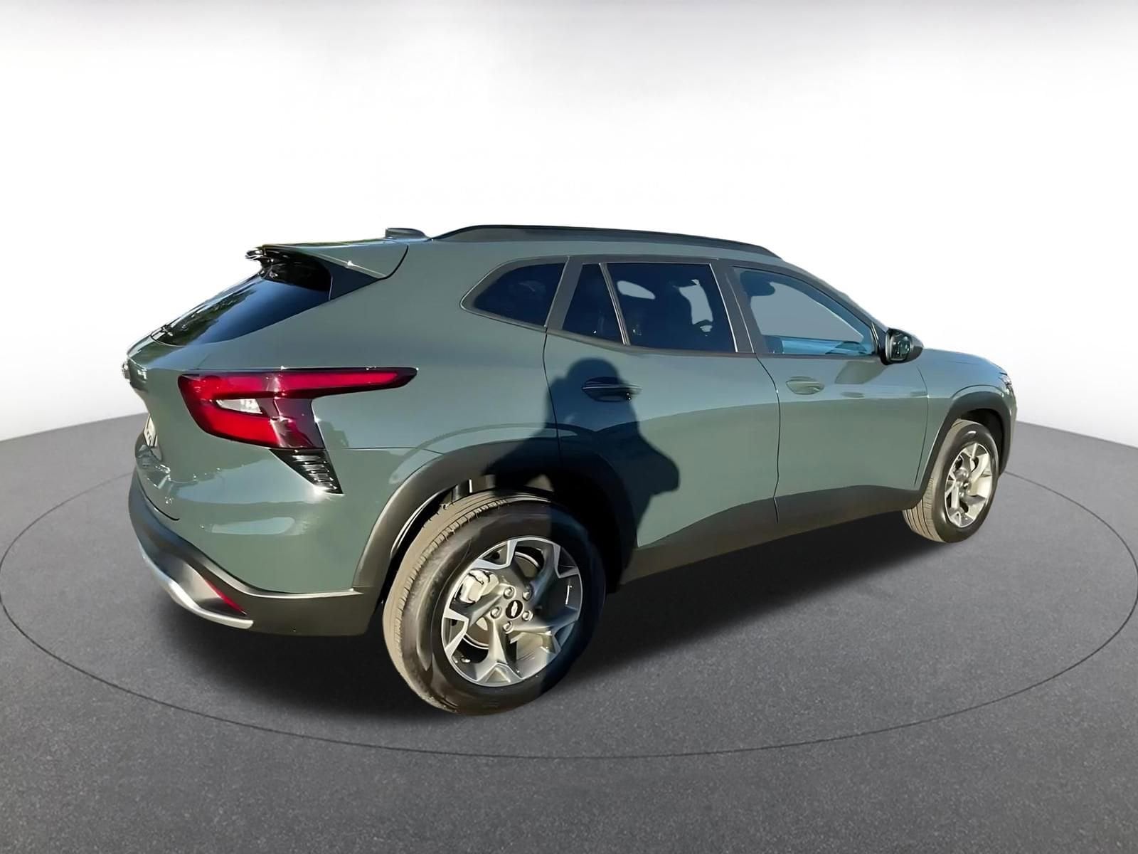 Thumbnail: 2025 Chevrolet Trax - 15